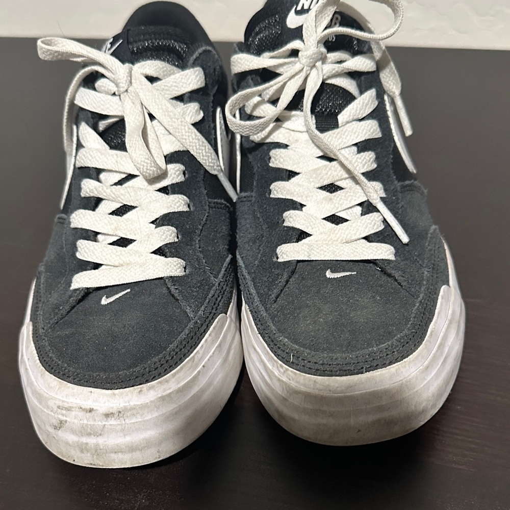 Nike Black and White Athletic Shoes